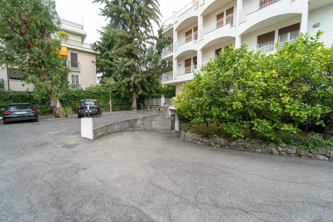 Twins Luxury Beach Apartment - Immagine 27