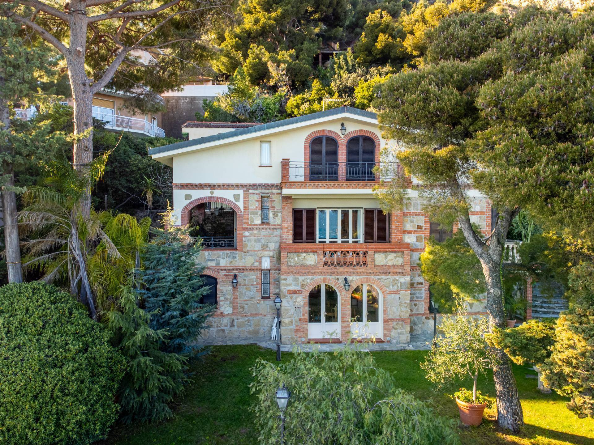 Twins Villa — Storica Capo Pino, Sanremo - Immagine 27