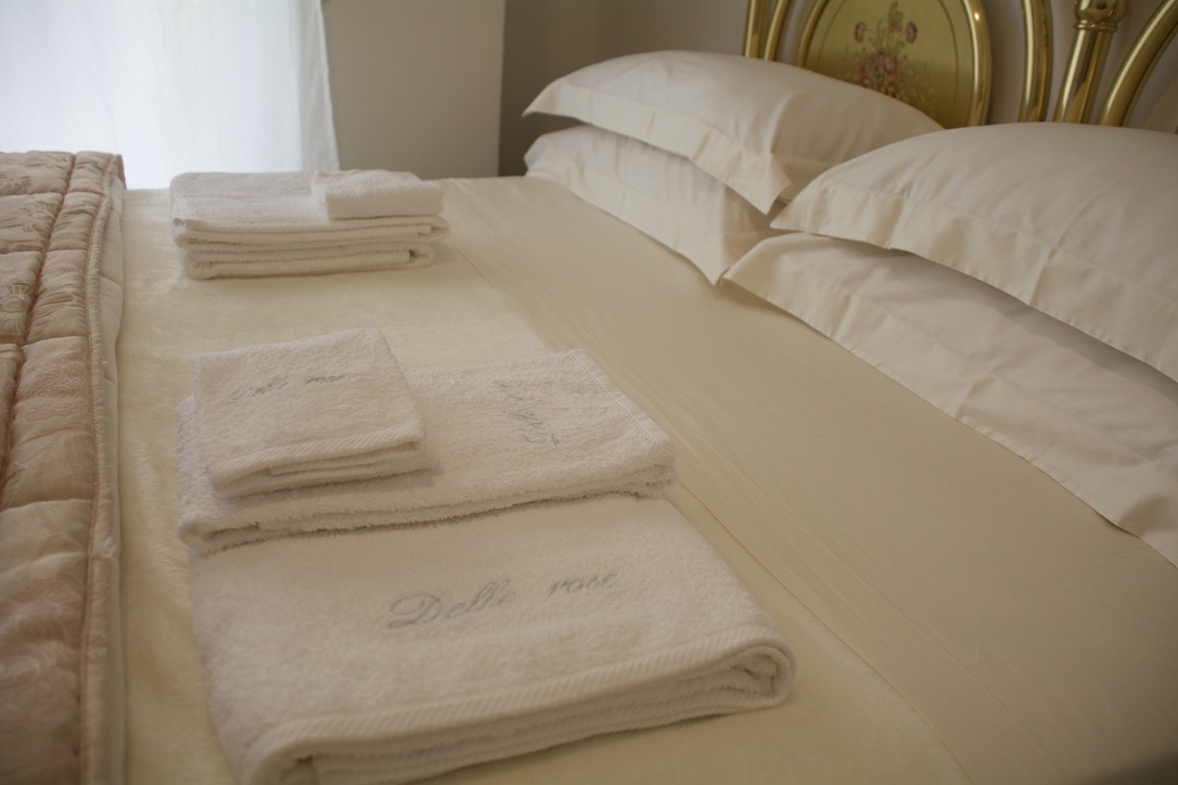 Twins Rosa Apartment - Immagine 15